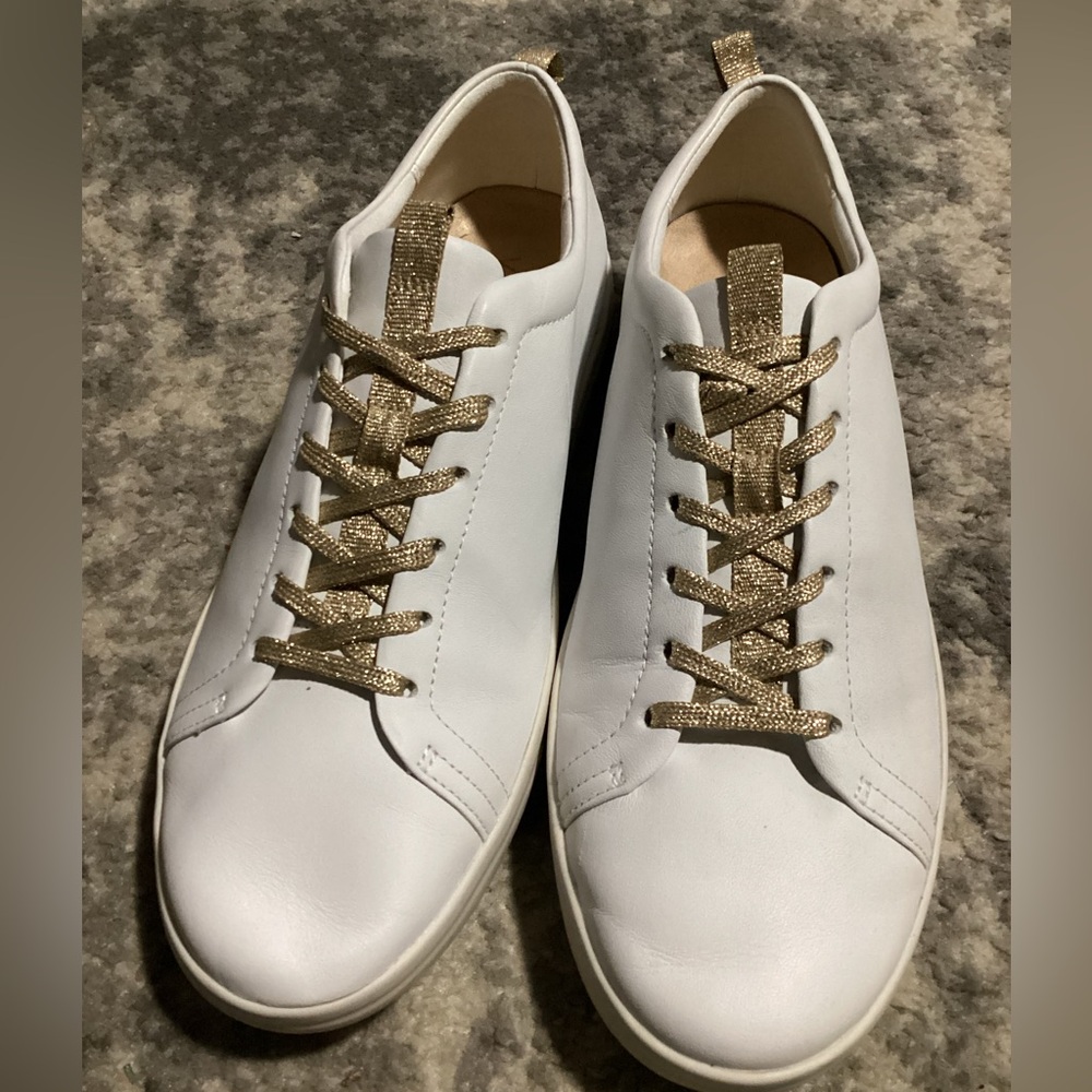 Vionic Women’s Paisley White Leather Trainers / Sneakers, Gold accents, size 10